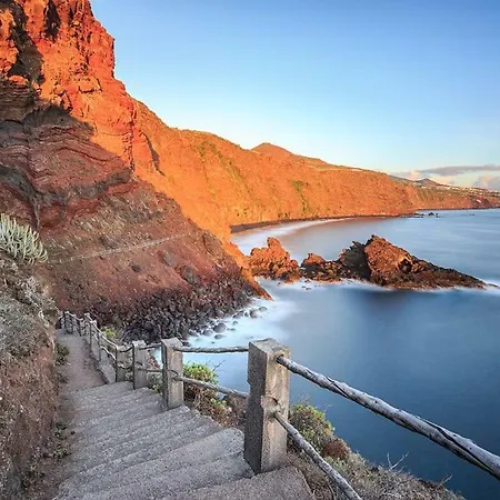 Bodega Goyo * Puntallana