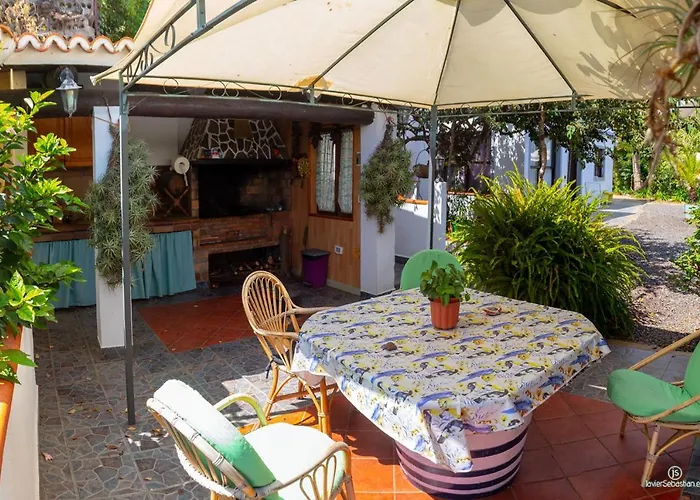 Bodega Goyo * Puntallana